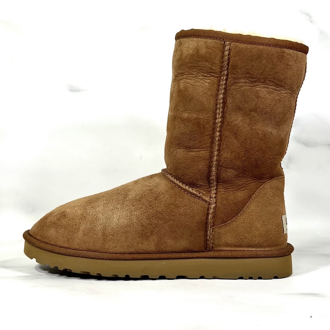 美品！UGG ブラウンショートムートン