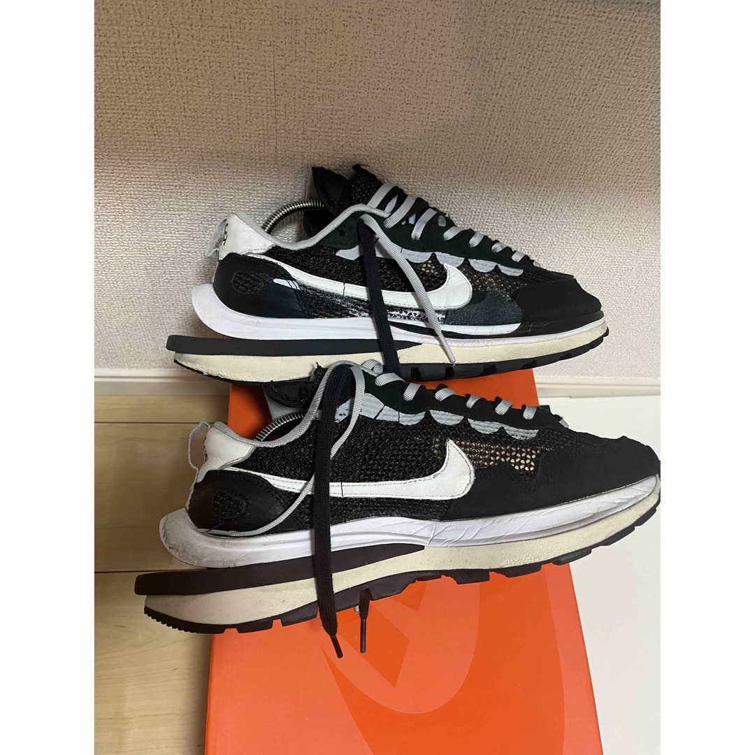 nike sacai  ヴェイパーwaffle BLACK and White