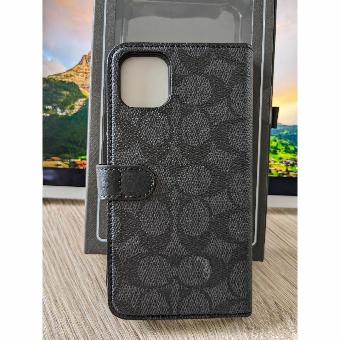 iPhone 11 スマホケースコーチCoach 新品未使用