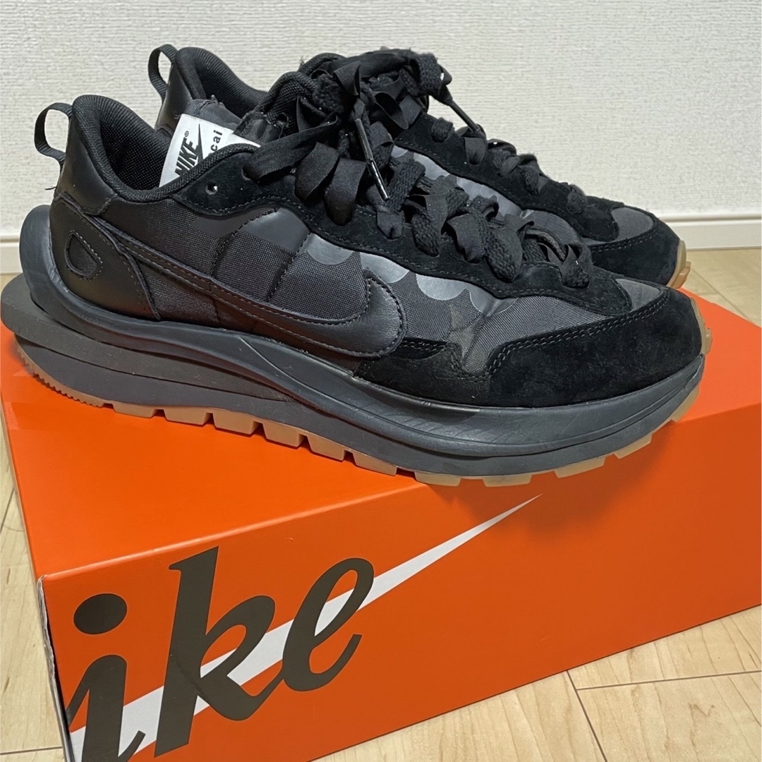 nike sacai vaporwaffle