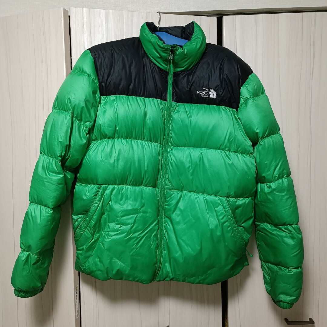 THE NORTH FACE(ザノースフェイス)のTHE NORTH FACE ヌプシ L グリーン メンズのジャケット/アウター(ダウンジャケット)の商品写真