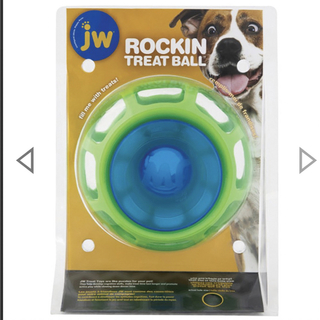 日本未発売　jw rockin treat ball(犬)