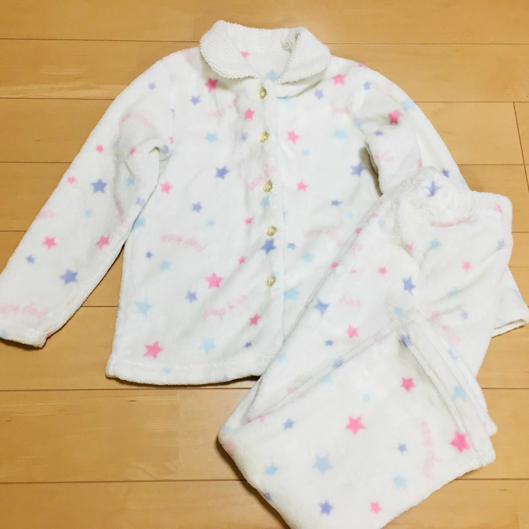 ふわふわパジャマ 美品 120 女の子 もこもこ ふわもこ あたたか 厚手 キッズ/ベビー/マタニティのキッズ服女の子用(90cm~)(パジャマ)の商品写真