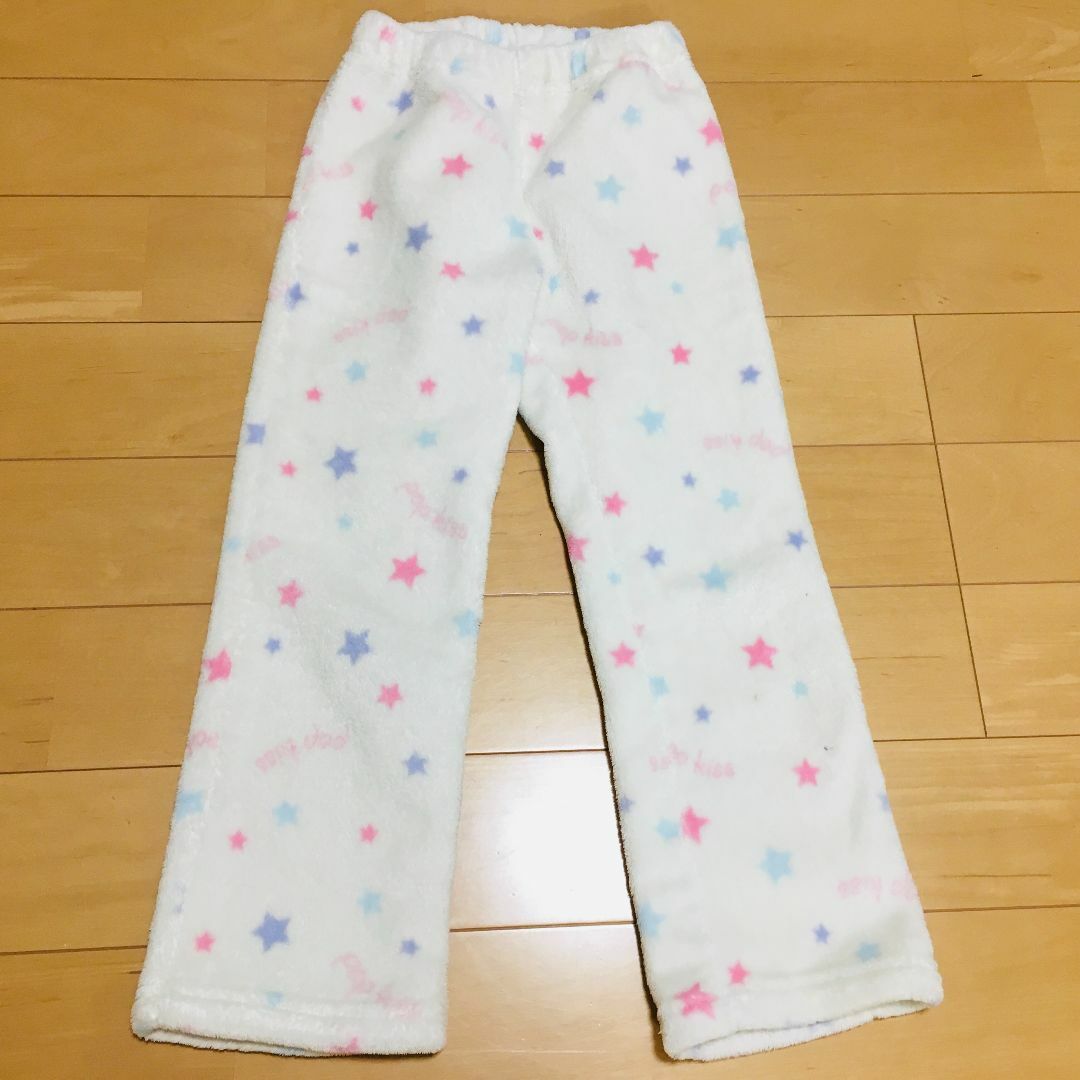 ふわふわパジャマ 美品 120 女の子 もこもこ ふわもこ あたたか 厚手 キッズ/ベビー/マタニティのキッズ服女の子用(90cm~)(パジャマ)の商品写真