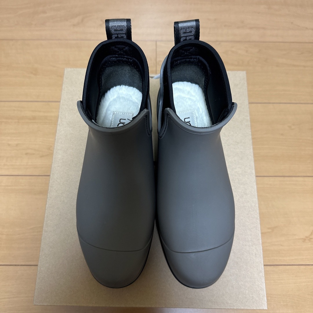 UGG(アグ)の【新品未使用】UGG レインブーツ 24cm レディースの靴/シューズ(レインブーツ/長靴)の商品写真