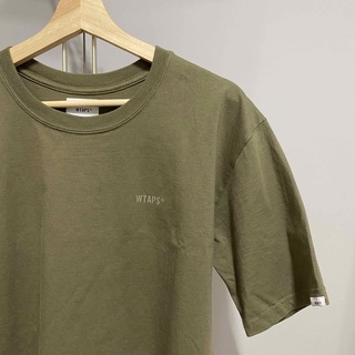 ダブルタップス Tシャツ・カットソー(メンズ)（グリーン・カーキ/緑色