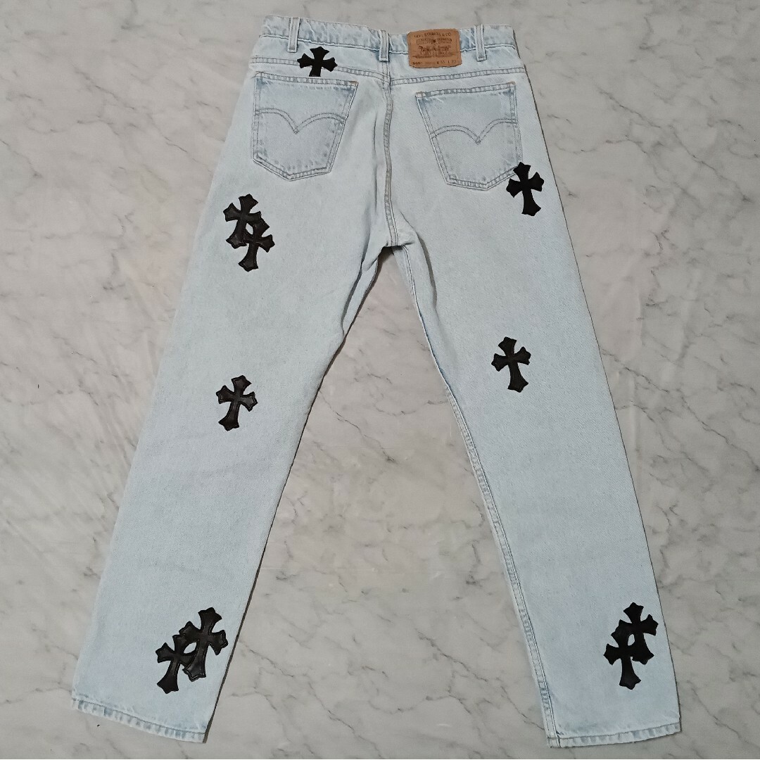 Chrome Hearts(クロムハーツ)のLevi's 505（W33 / 80cm）クロスパッチカスタム メンズのパンツ(デニム/ジーンズ)の商品写真