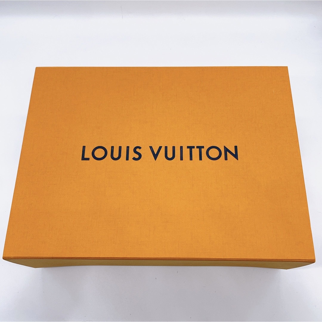 LOUIS VUITTON(ルイヴィトン)のLOUIS VUITTON ランアウェイ　モノグラム　エクリプス　スニーカー メンズの靴/シューズ(スニーカー)の商品写真