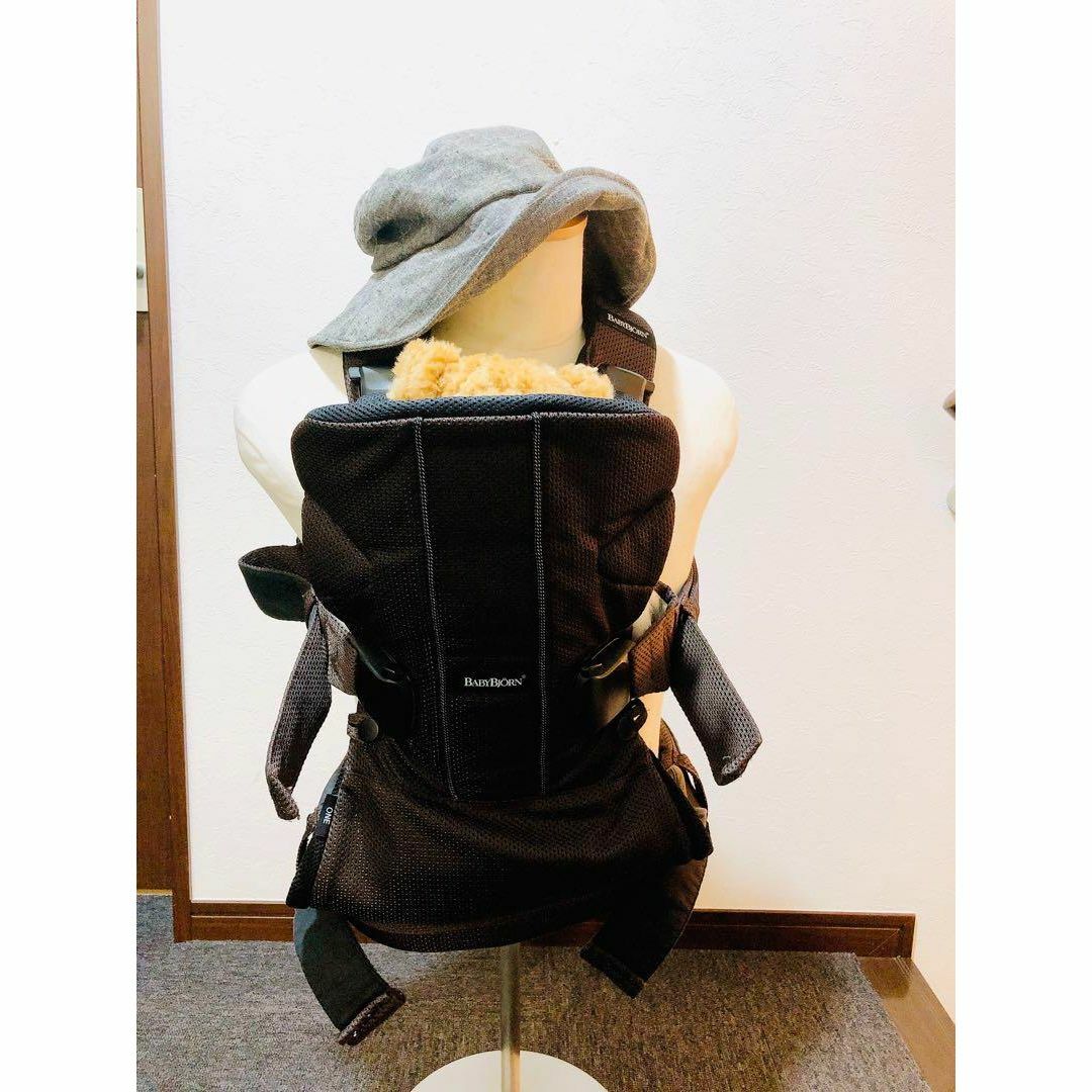 BABYBJORN(ベビービョルン)のベビービョルン　ベビーキャリア　抱っこひも　ONE+ ワンプラス　エアー キッズ/ベビー/マタニティの外出/移動用品(抱っこひも/おんぶひも)の商品写真