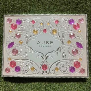 オーブクチュール(AUBE couture)のオーブ　クチュール　デザイニングジュエルコンパクトG WT04 アイシャドウ(アイシャドウ)