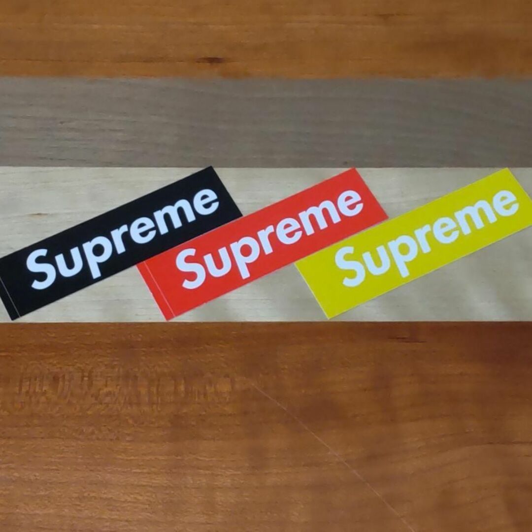 supreme ステッカー ミニボックスロゴ　3枚セット | フリマアプリ ラクマ