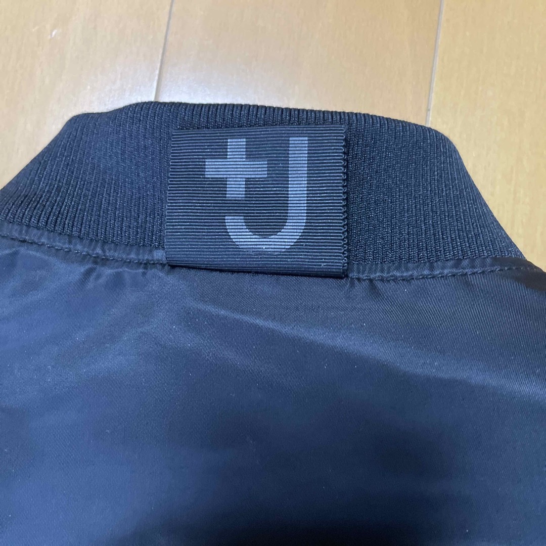 UNIQLO(ユニクロ)のUNIQLO +J  ジルサンダー ハイブリッドダウン MA-1ブルゾン メンズのジャケット/アウター(ブルゾン)の商品写真