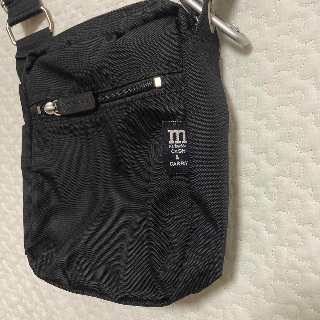 marimekko(マリメッコ)のマリメッコ ショルダーバッグ 難あり レディースのバッグ(ショルダーバッグ)の商品写真