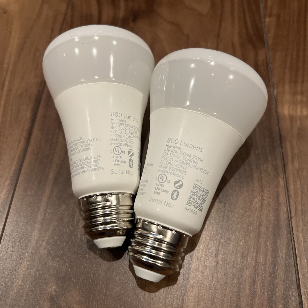 PHILIPS(フィリップス)のPhilips Hue ホワイト 75W相当 800ルーメン 2個セット インテリア/住まい/日用品のライト/照明/LED(蛍光灯/電球)の商品写真