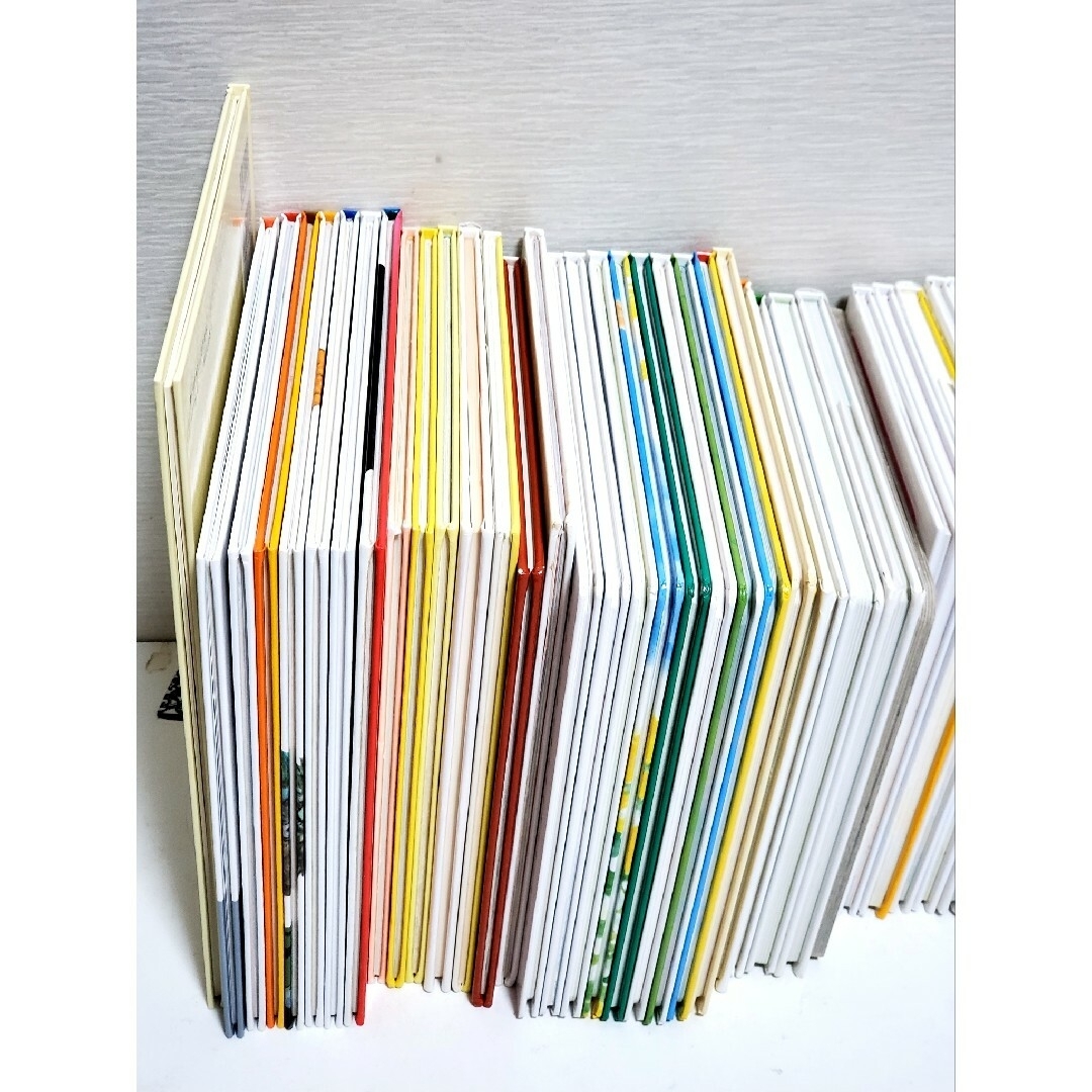 絵本まとめ売り 幼児 赤ちゃん 0歳 1歳 2歳 52冊の通販 by SHINE 絵本まとめ売り 幼児 赤ちゃん 0歳 1歳 2歳 52冊の通販 by SHINE