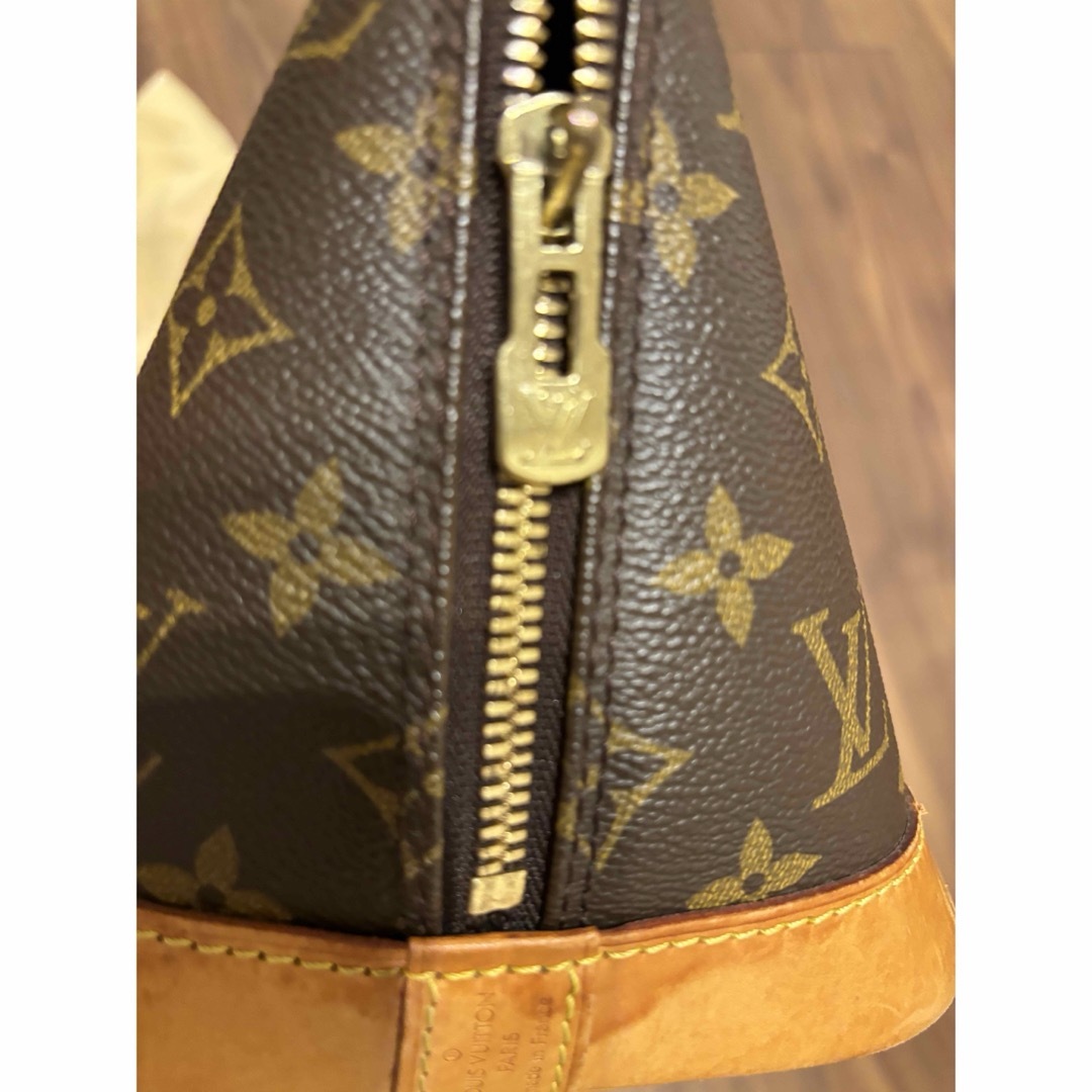 LOUIS VUITTON(ルイヴィトン)のルイヴィトン　アルマ レディースのバッグ(ハンドバッグ)の商品写真