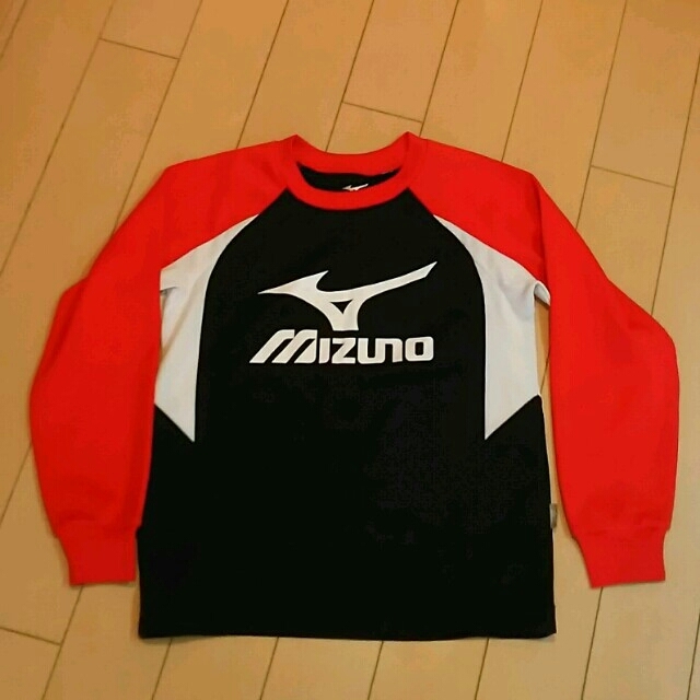 MIZUNO(ミズノ)の＊ぽんちゃん様専用＊MIZUNO ロンT 130cm キッズ/ベビー/マタニティのキッズ服男の子用(90cm~)(Tシャツ/カットソー)の商品写真