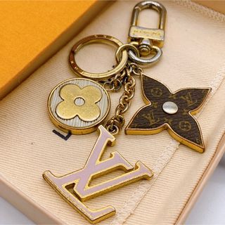 ヴィトン(LOUIS VUITTON) キーホルダー(レディース)（ホワイト/白色系