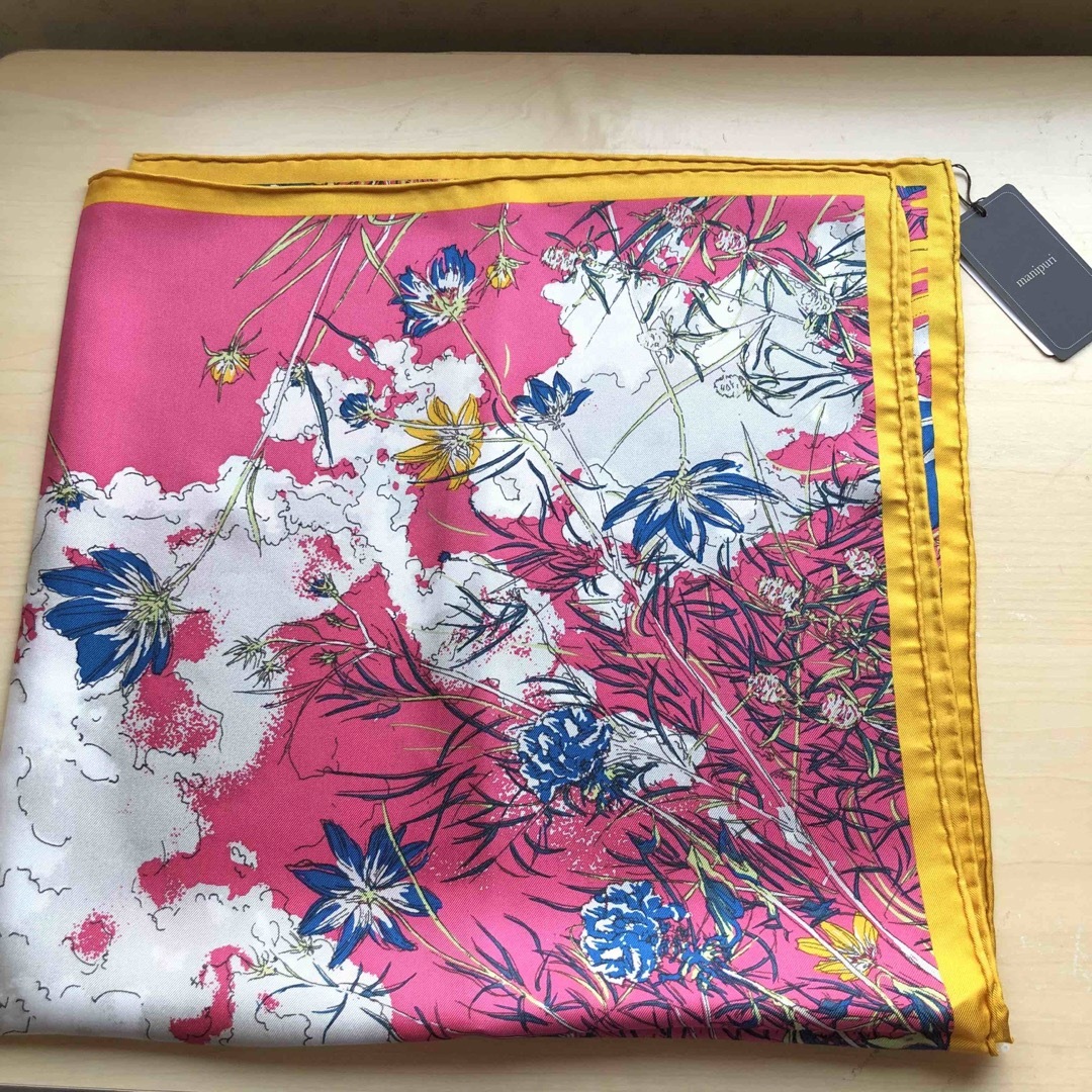 新品★manipuri　マニプリ　シルクスカーフ６５　ブルーメンガーデン　ピンク