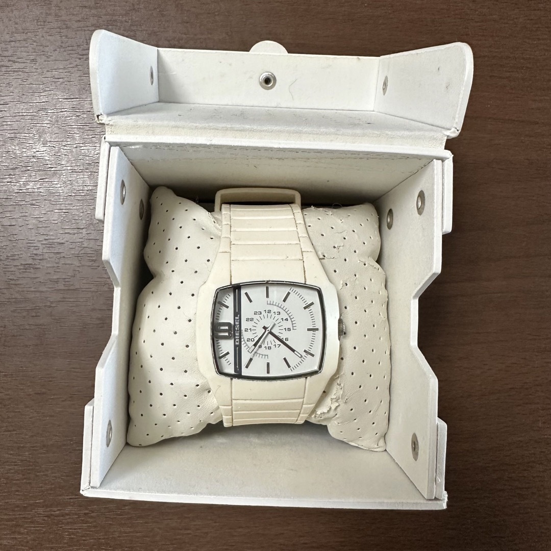 DIESEL(ディーゼル)のDIESEL腕時計　アナログ メンズの時計(腕時計(アナログ))の商品写真