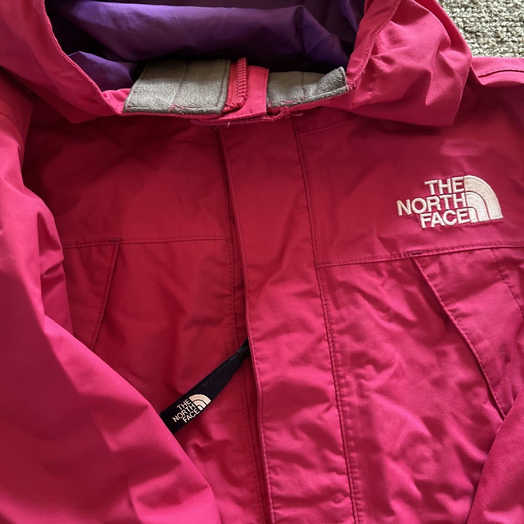 THE NORTH FACE(ザノースフェイス)のThe North Face 110 キッズ/ベビー/マタニティのキッズ服女の子用(90cm~)(ジャケット/上着)の商品写真