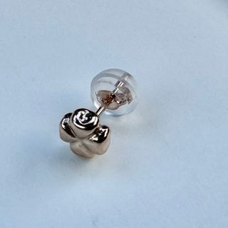 クローバーピアス　片耳　k18PGピアス　四つ葉　ピアス　K18ピンクゴールド　(ピアス)