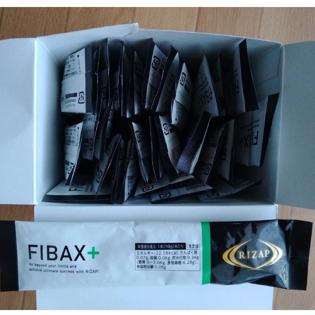 RIZAP(ライザップ)のゆき様専用　ライザップ　FIBAX+　1箱(30本) コスメ/美容のダイエット(ダイエット食品)の商品写真