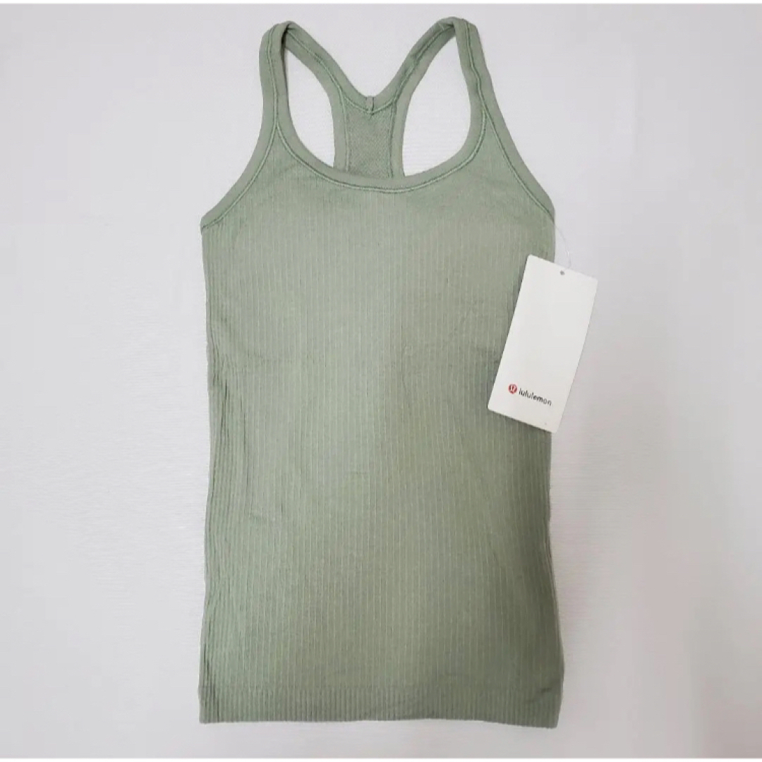 lululemon(ルルレモン)のB品　ブラトップ レディースのトップス(ベアトップ/チューブトップ)の商品写真