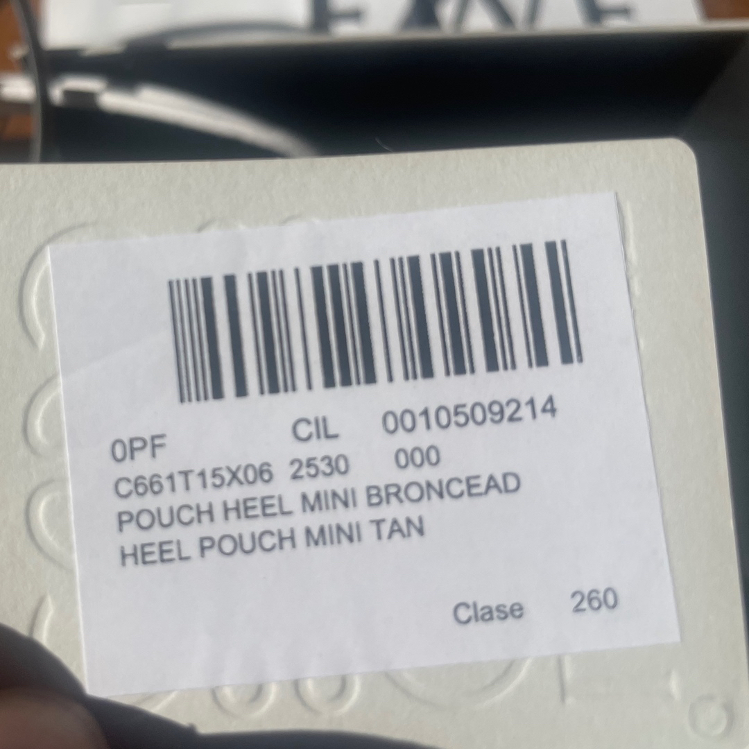 LOEWE(ロエベ)のLoewe ロエベ　未使用　pouch heel mini コイン レディースのファッション小物(コインケース)の商品写真