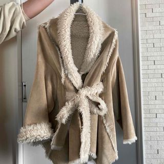 ファーファー(fur fur)のファーファーのコート(ムートンコート)