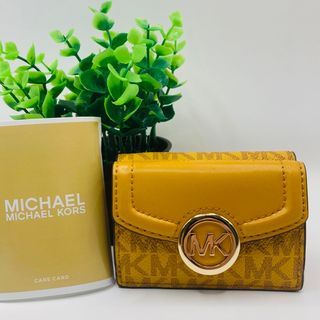 新品 マイケルコース MICHEAL KORS 三つ折り財布 イエロー　希少