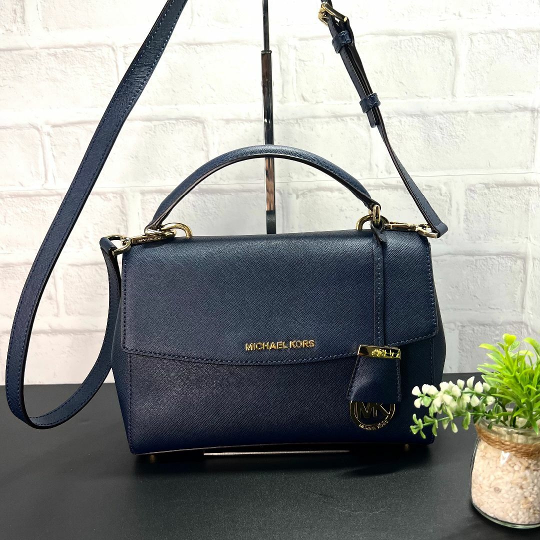 Michael Kors - ✨正規品＆極美品‼️✨ マイケルコース アヴァ 斜め