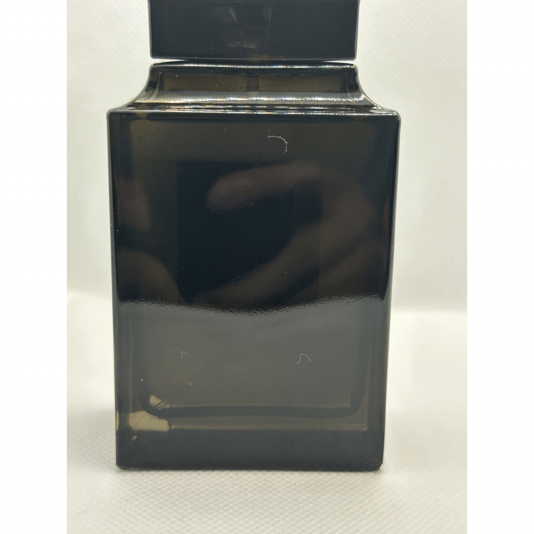 TOM FORD(トムフォード)のTOMFORD トムフォード ホワイトスエード オードパルファム　100ml コスメ/美容の香水(香水(女性用))の商品写真