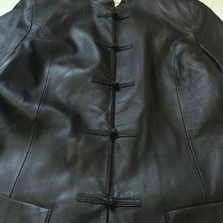 イタリア製】美品 サイズL 羊革 ラムレザー チャイナ ジャケット 黒-