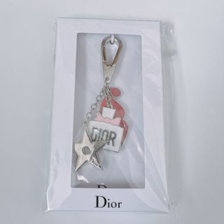 ディオール(Dior)のDior ノベルティ　チャーム　キーホルダー　新品未使用　未開封(キーホルダー)