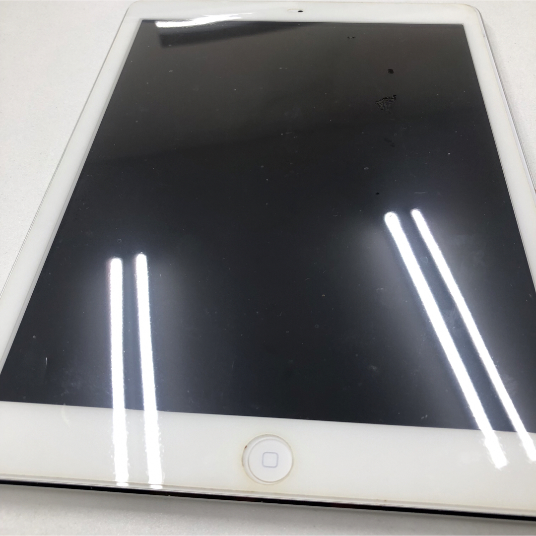 iPad Air 16GB Cellularモデル au