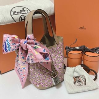 HERMES エルメス／シルキット 黒×茶 美品 カレをバッグに