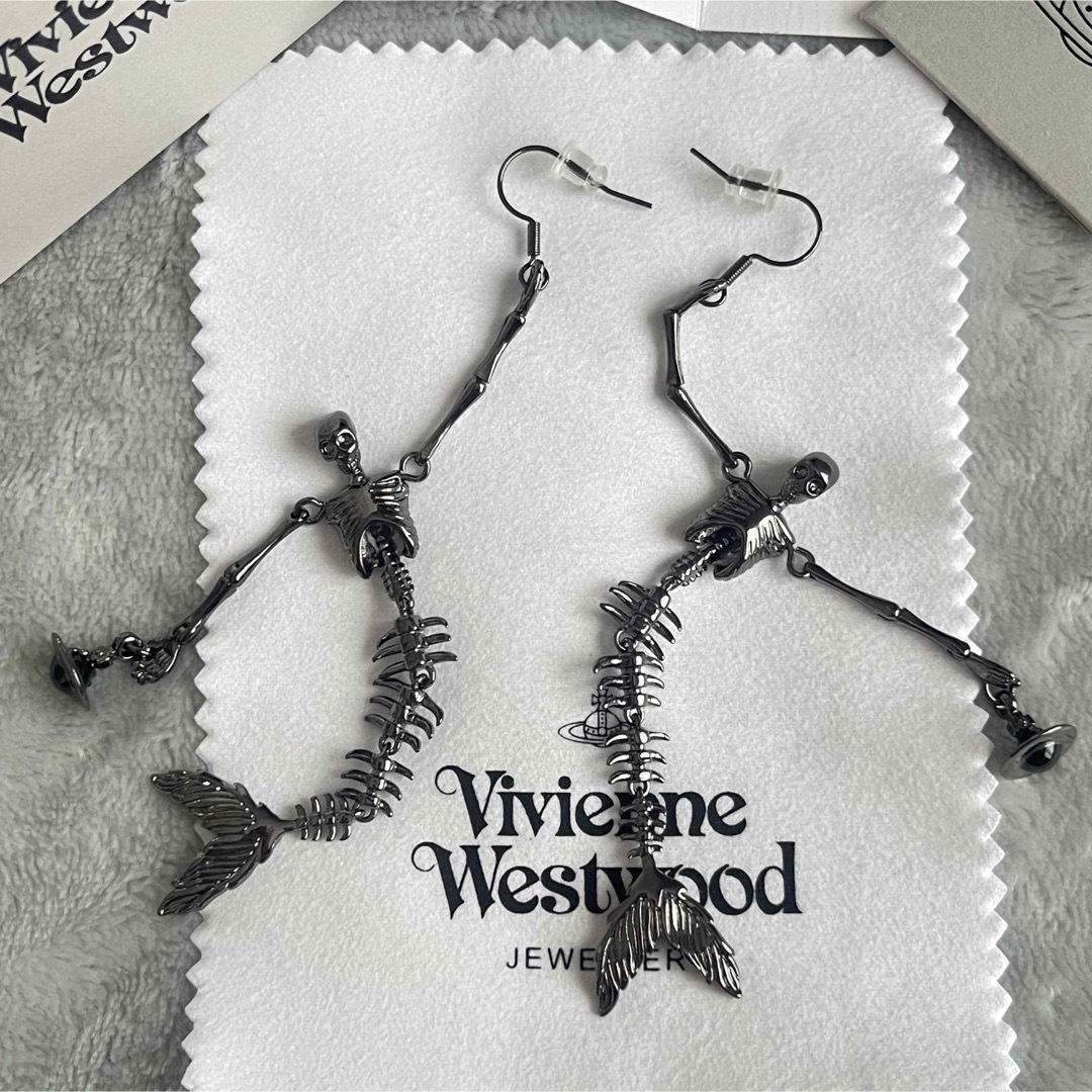 ヴィヴィアンピアス Vivienne Westwood アリエルスケルトン-