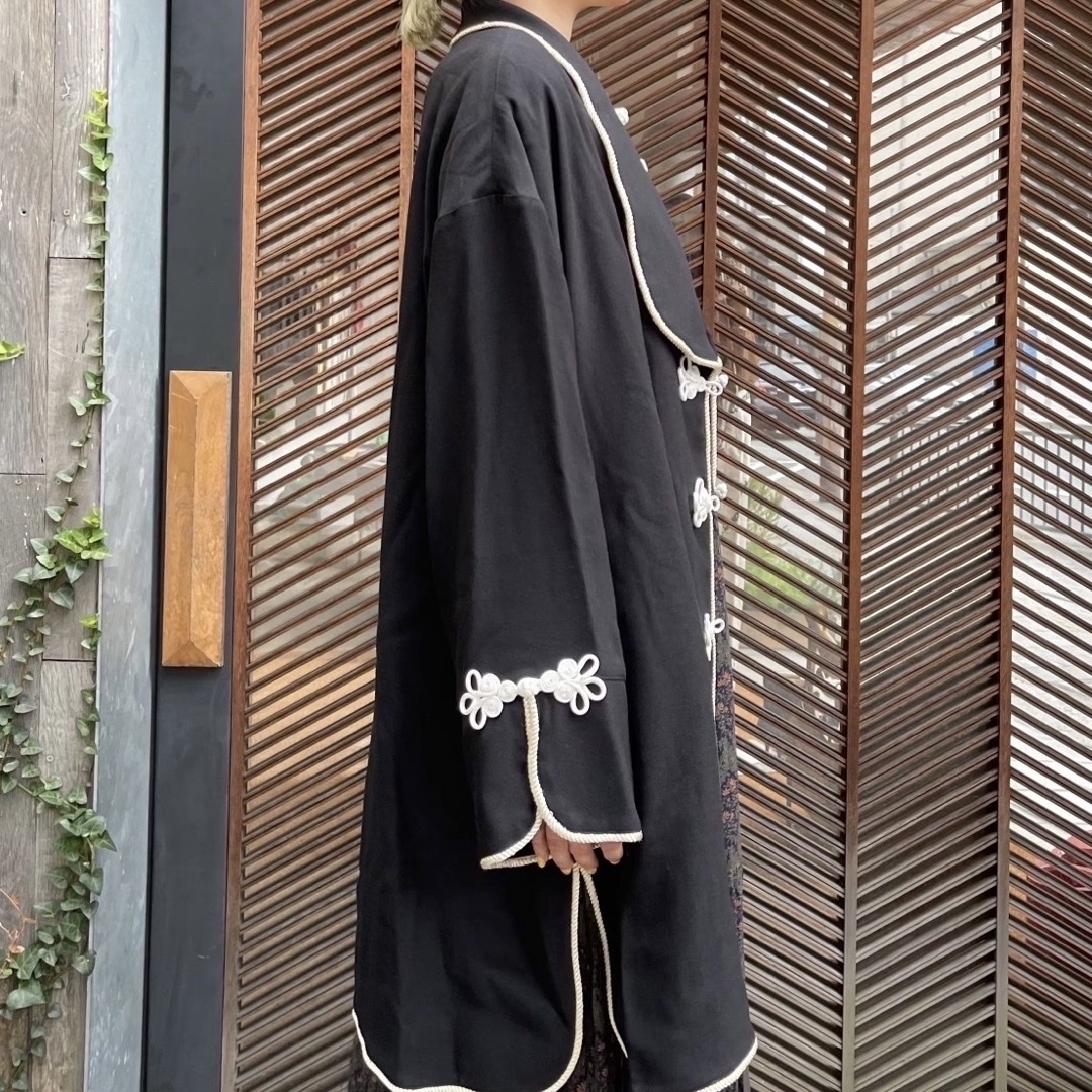 mame(マメ)の【fumie tanaka】PIPPING GOWN レディースのジャケット/アウター(ガウンコート)の商品写真