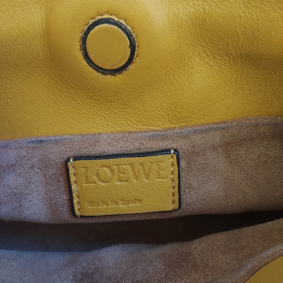 LOEWE(ロエベ)のロエベ　フラメンコクラッチ　ナノ　ショルダーバッグ レディースのバッグ(ショルダーバッグ)の商品写真