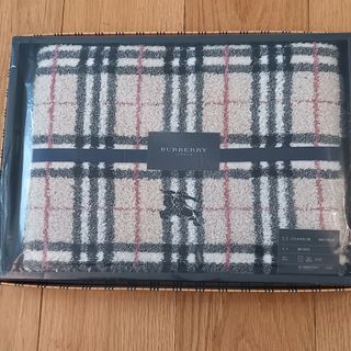 バーバリー(BURBERRY)のバーバリー　バスタオル　新品(タオル/バス用品)