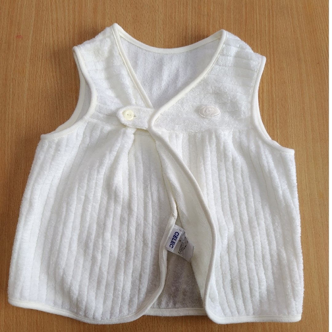 【CELECのベスト付けます】赤ちゃんの城ロンパース キッズ/ベビー/マタニティのベビー服(~85cm)(ロンパース)の商品写真
