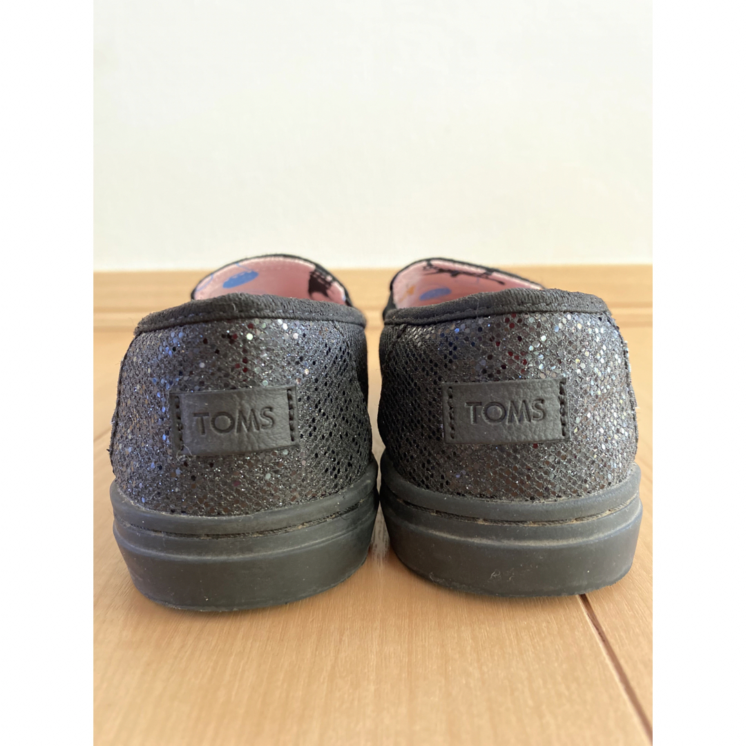 TOMS(トムズ)のTOMS/キッズシューズ キッズ/ベビー/マタニティのキッズ靴/シューズ(15cm~)(スリッポン)の商品写真