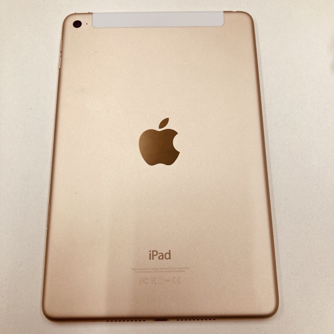 iPad(アイパッド)のiPad mini4 セルラーモデル GOLD 128GB / DOCOMO スマホ/家電/カメラのPC/タブレット(タブレット)の商品写真