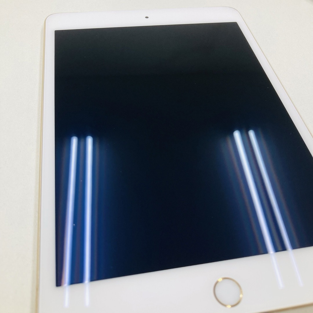 iPad mini4 セルラーモデル GOLD GB / DOCOMO