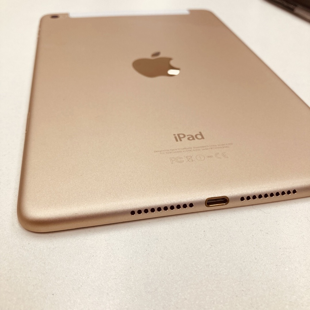 iPad(アイパッド)のiPad mini4 セルラーモデル GOLD 128GB / DOCOMO スマホ/家電/カメラのPC/タブレット(タブレット)の商品写真