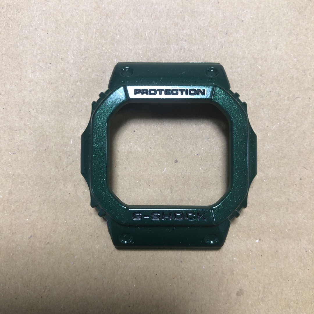 G-SHOCK(ジーショック)のCASIO G-SHOCK gw-m5610cc-3JF ベゼル 緑 メンズの時計(ラバーベルト)の商品写真