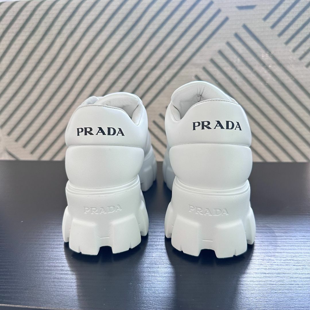 PRADA】モノリス パデッドナッパレザー レースアップシューズ-