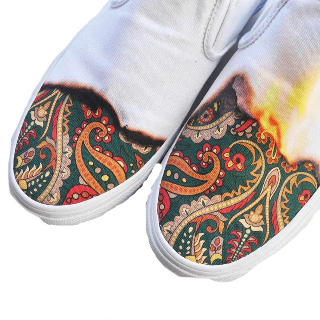 VANS - VANS/FIRE PAISLEY PATTERN SLIP ON スニーカーの通販 by ねこ