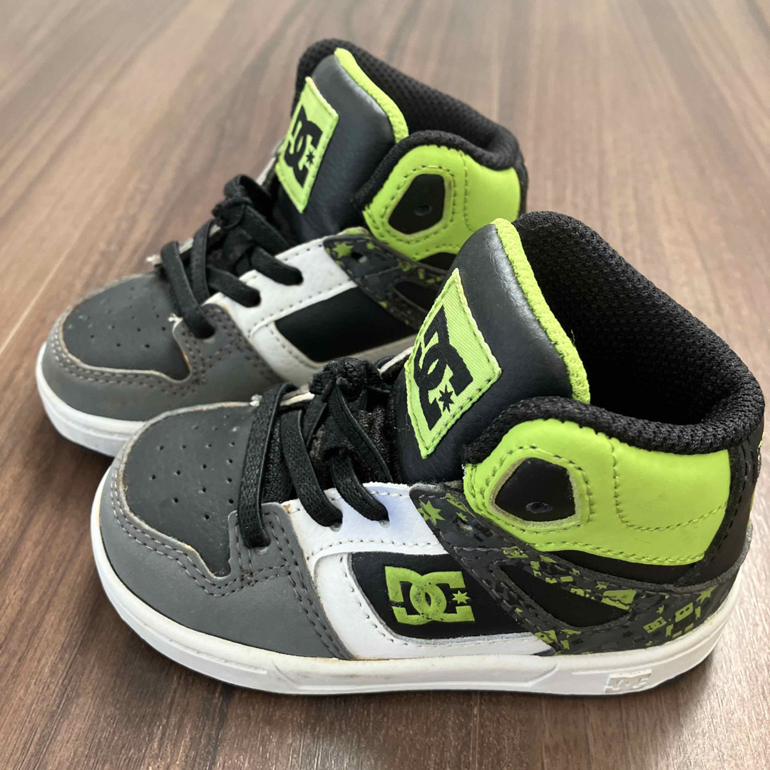 DC SHOES(ディーシーシューズ)のDC  kidsシューズ キッズ/ベビー/マタニティのベビー靴/シューズ(~14cm)(スニーカー)の商品写真